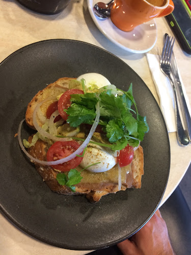 Shop 8/14 Spence St, Cairns City QLD 4870