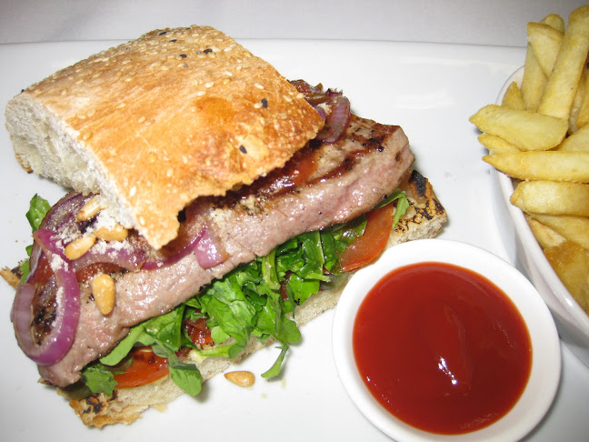 78 Wallcliffe Rd, Margaret River WA 6285