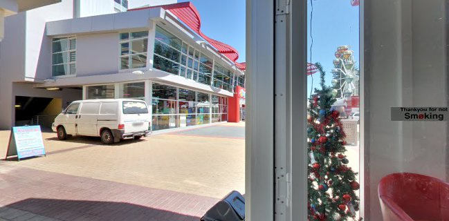 Cold Rock Ice Creamery Glenelg - Hospitality and gastronomy