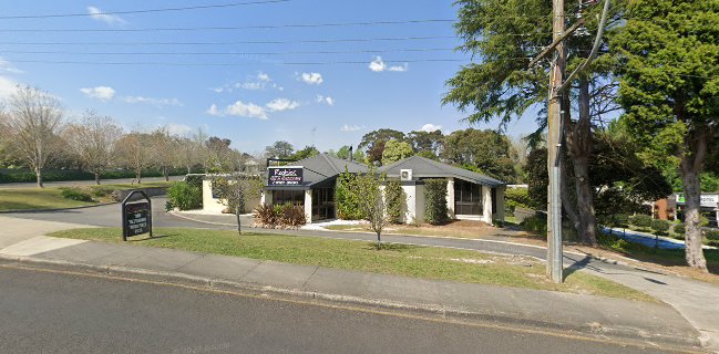 Rookies Pizzeria Bar & Grill