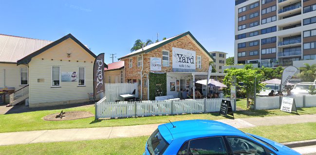 The Yard Cafe & Bar