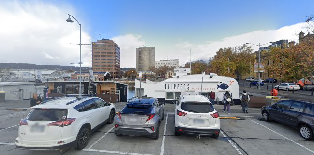 Flippers Cooked Seafood - Hospitality and gastronomy