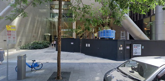 The Naked Duck Castlereagh