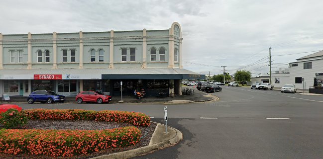 DINGLES ROCKHAMPTON
