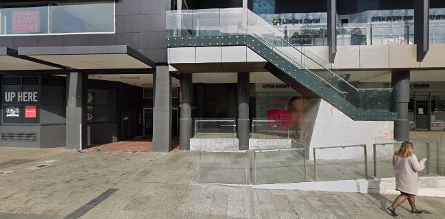 B. Lucky & Sons Perth