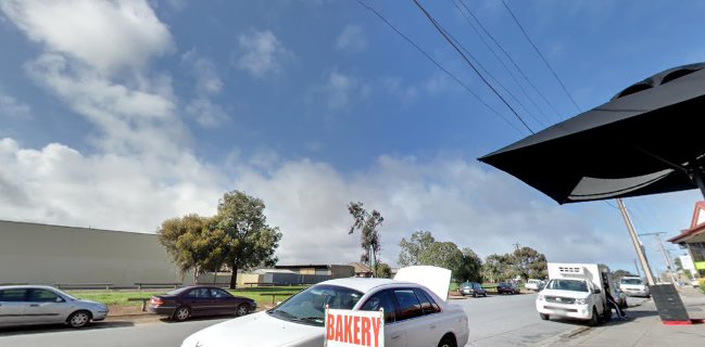 12 Deacon Ave, Richmond SA 5033