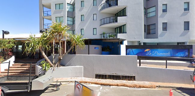 La Promenade Cafe - Hospitality and gastronomy