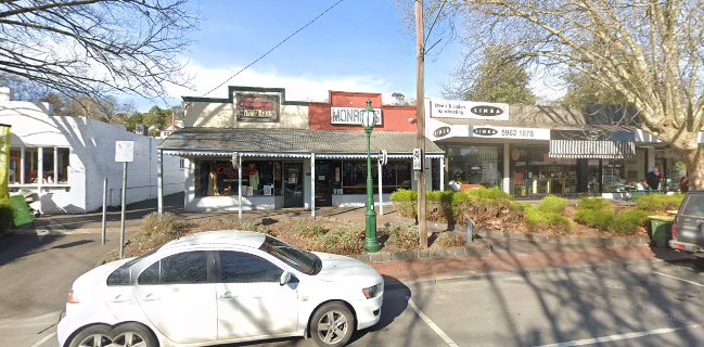 Monroe's Burgers & Beers