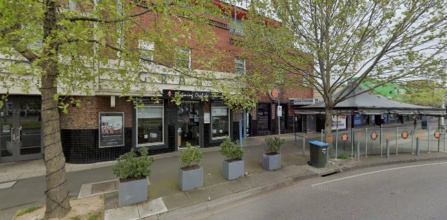 Opinii despre Dribbles Burgers Essendon în Essendon - Hospitality and gastronomy