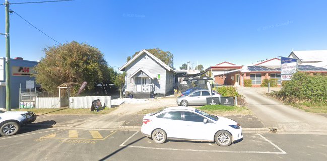 @81 Coffee & Thai Restaurant