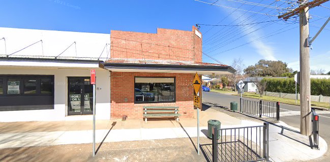 Delish Food & Catering - Orange