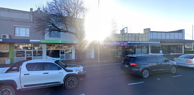 Mad Chef Indian & Thai Restaurant