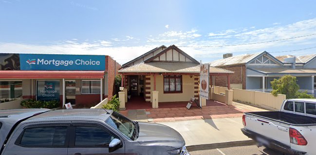 Mia Restaurant- Western and Asian