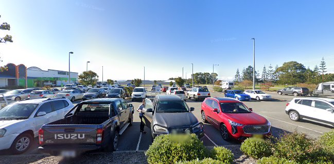 Grind & Tamp Cafe - Hospitality and gastronomy