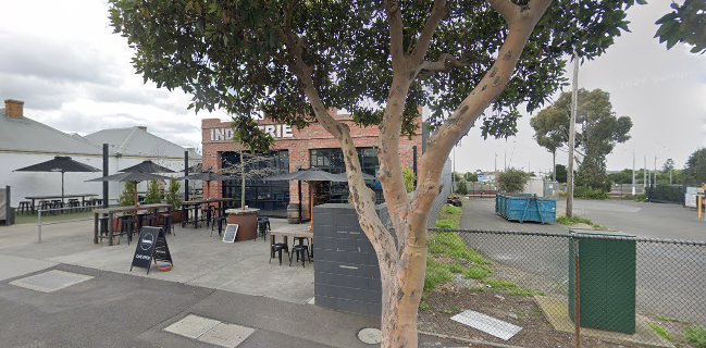 King Of The Castle Cafe