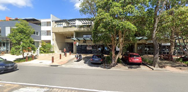 Vintage Cellars Avalon