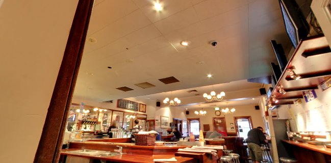 Comentarii opinii despre The Edinburgh Hotel