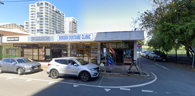 rawthentic - organic unbakery and farmacy