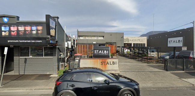 St. Albi Bar & Eatery