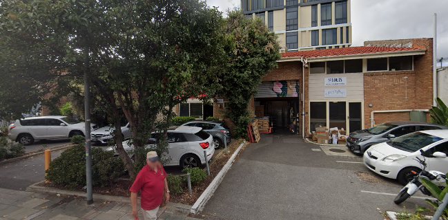 St Louis Australia - Adelaide