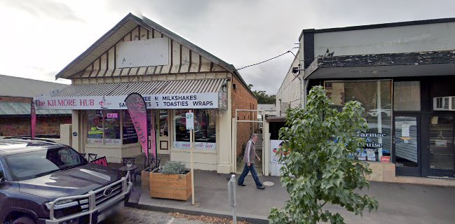 Comentarii opinii despre Small Town Hamptons