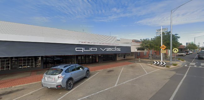 Quo-Vadis Restaurant & Pizza Parlour