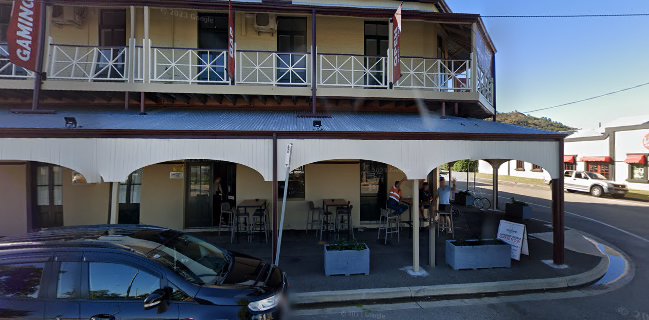 West End Hotel Townsville