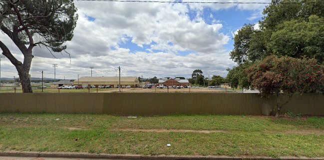 River & Wren Market - Hospitality and gastronomy